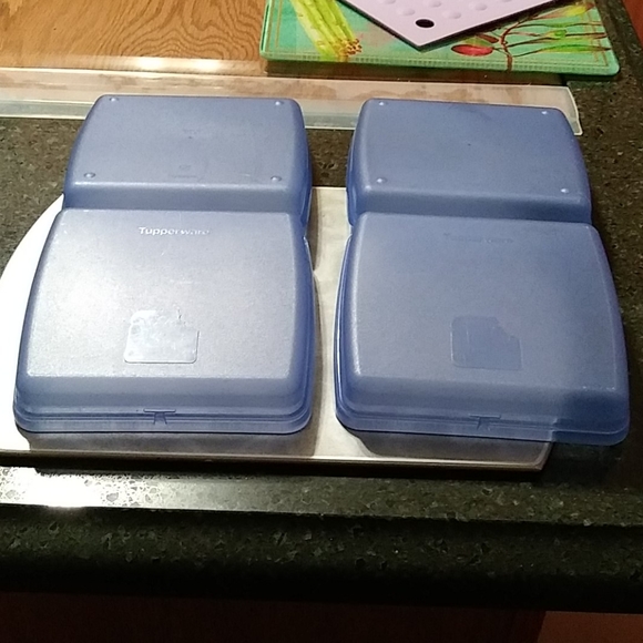 Tupperware Sandwich Containers (2) - Picture 7 of 12